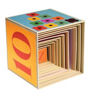 Colourful creatures stacking blocks 5609232629079