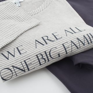 Pijama We are all one Big Family pai Pijama We are all one Big Family pai