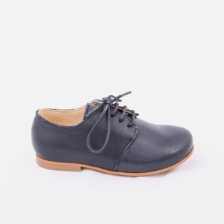 Classic shoes with shoelaces Classic shoes with shoelaces