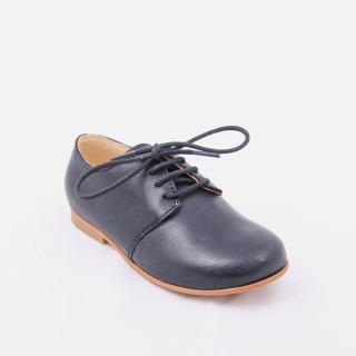 Classic shoes with shoelaces Classic shoes with shoelaces