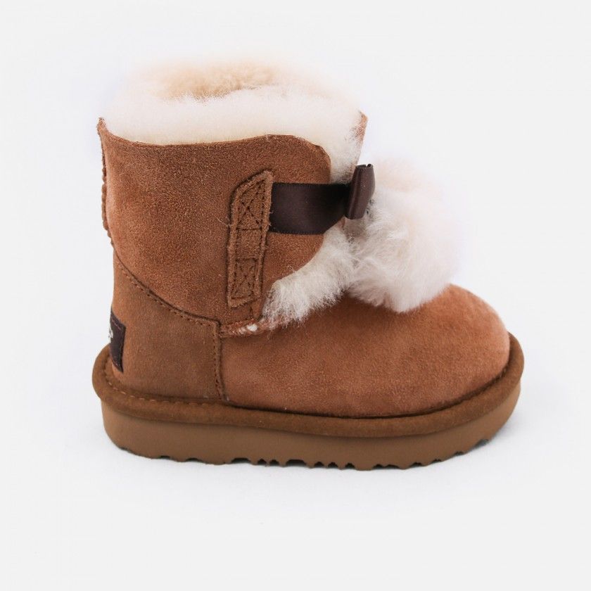 uggs with fur on the outside