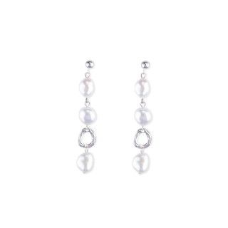 Silver earrings three pearls