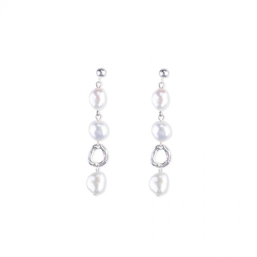 Silver earrings three pearls
