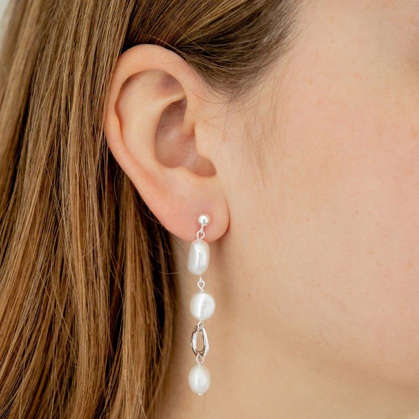 Silver earrings three pearls
