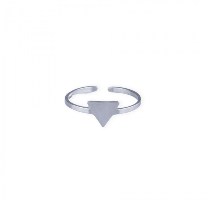 Steel triangle ring