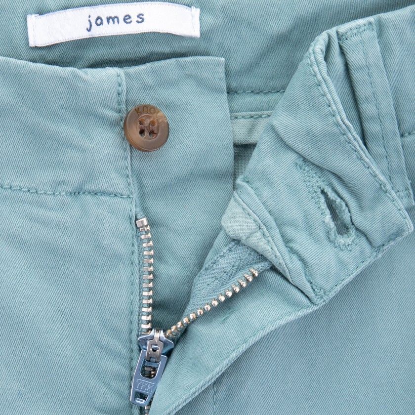 Calas menino sarja James