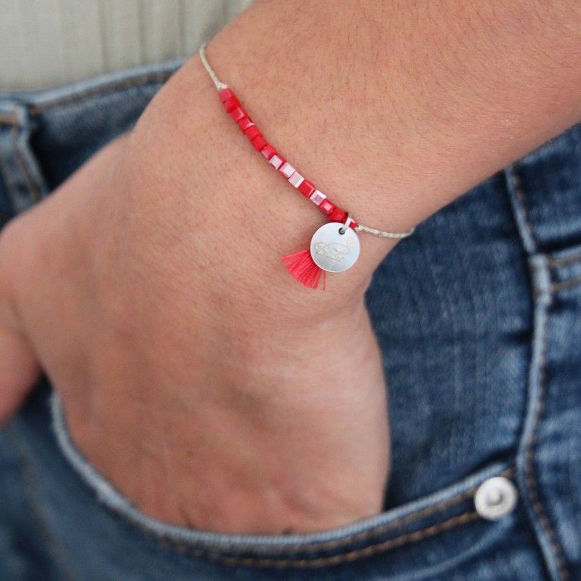 Pulseira missangas e pompom