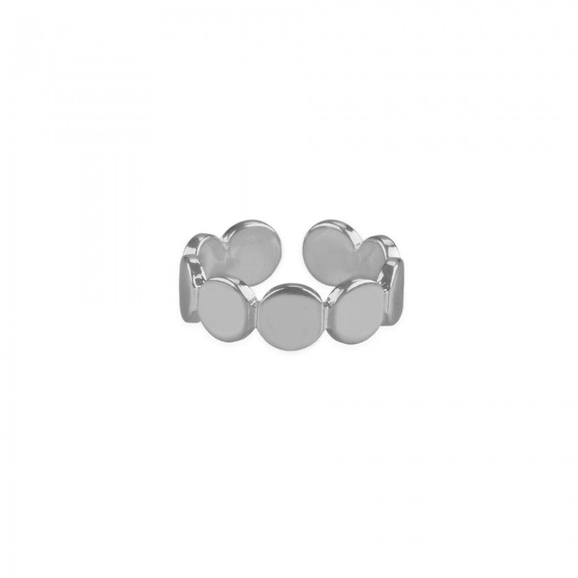 Silver ring circles