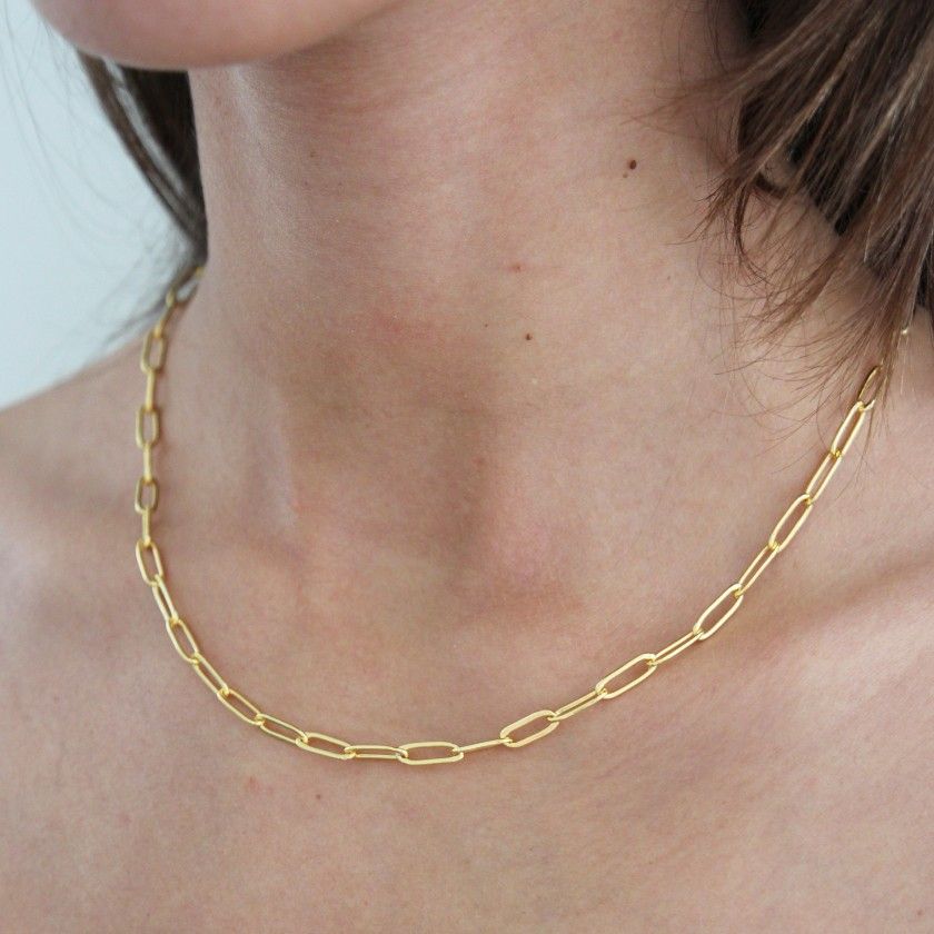 Silver necklace links