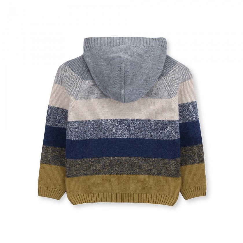 Sweater boy Hyatt