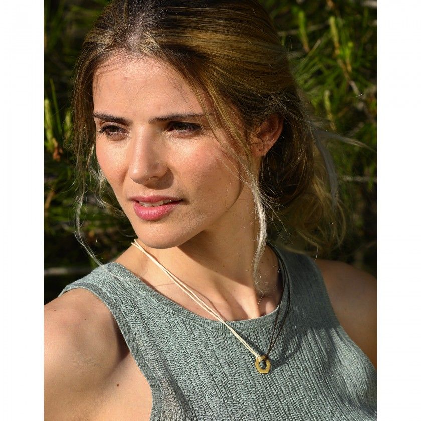 Waxed necklace Geometry