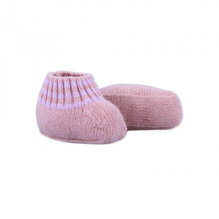 Hollis knitted booties for newborn
