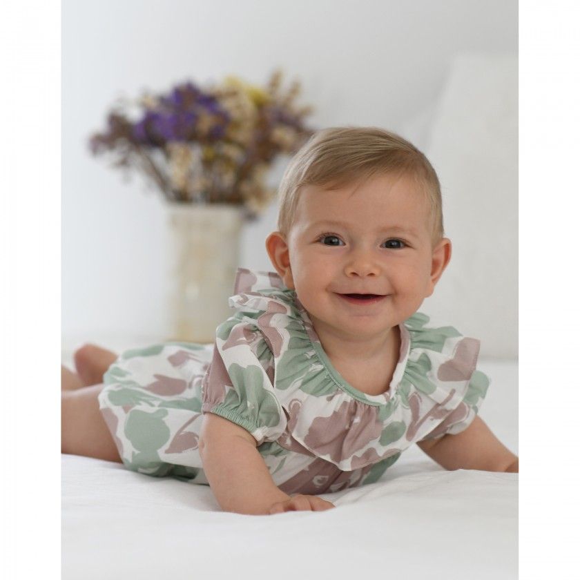 Fofo Gina de beb menina em algodo com flores