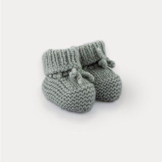 Rylie knitted booties for baby
