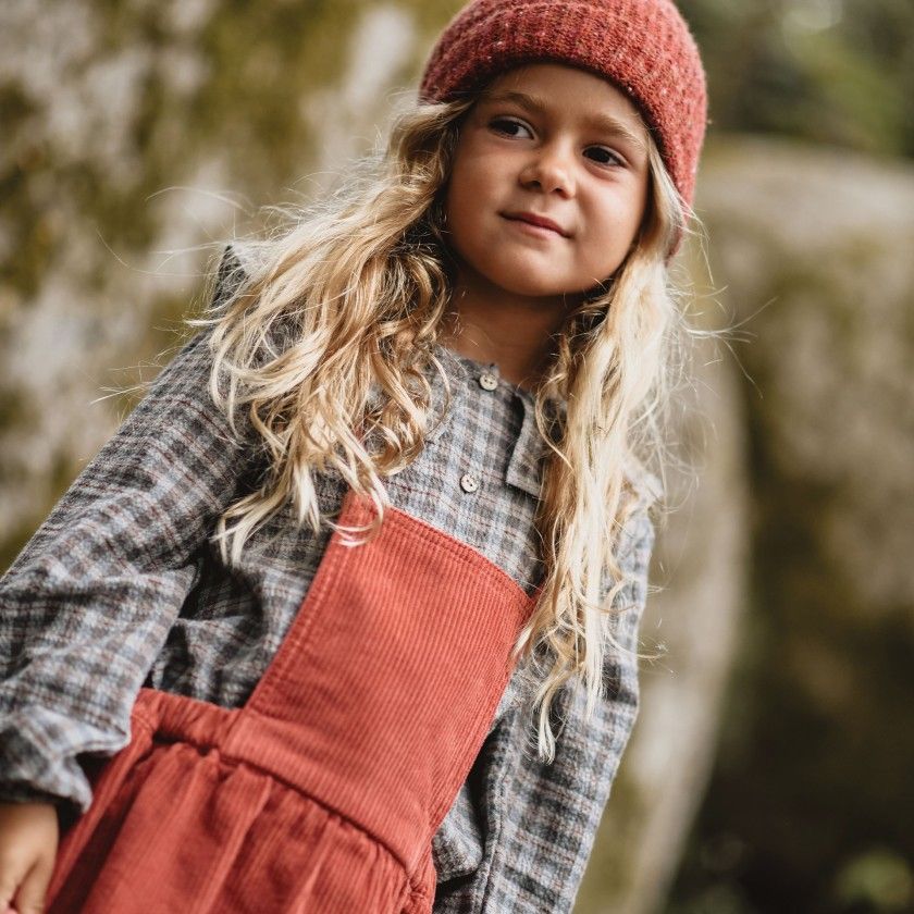 Saia de peito Hattie de menina em bombazine